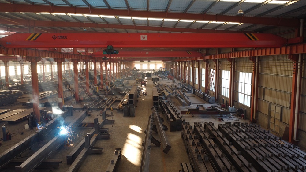 钢结构生产车间